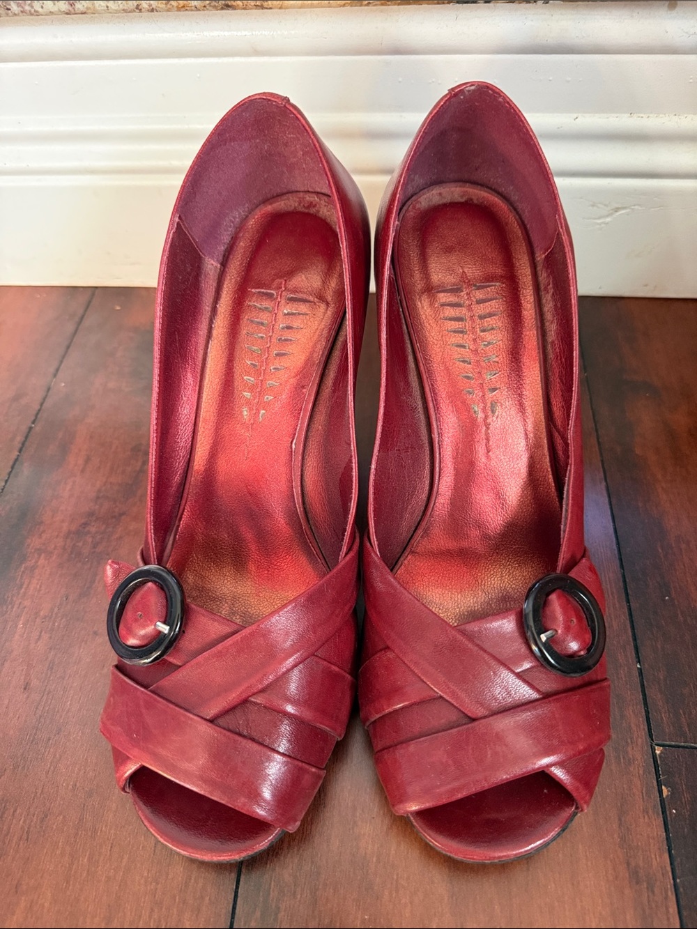 Red Peep-Toe Cross-Strap Heels with Buckle Accent